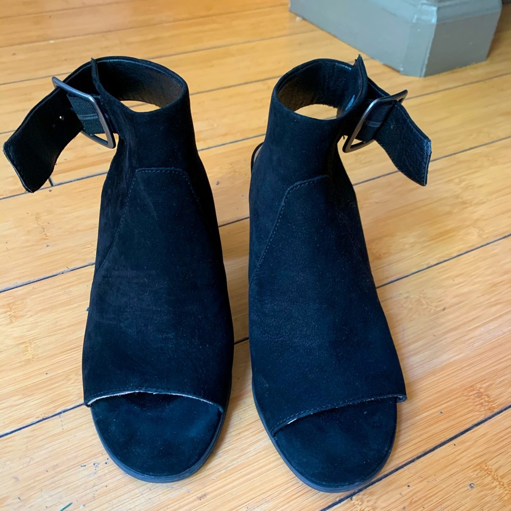 black leather heels
